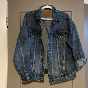[No longer available] American Eagle Outfitters Denim Trucker Jacket